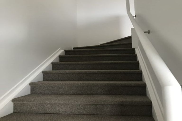 Photo of property in 15 Ngae Place, Mangere East, Auckland, 2024