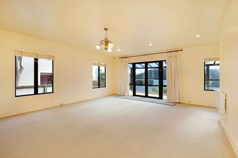 Photo of property in 93f3 Washington Avenue, Brooklyn, Wellington, 6021