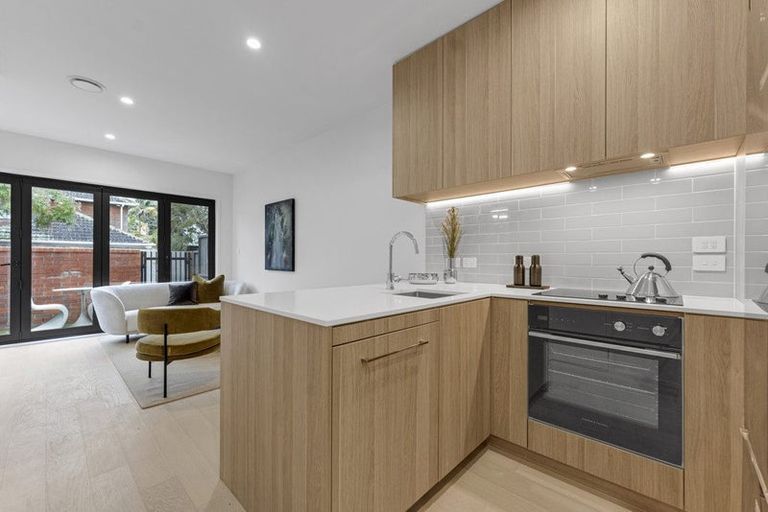 Photo of property in 34b James Street, Mangere East, Auckland, 2024