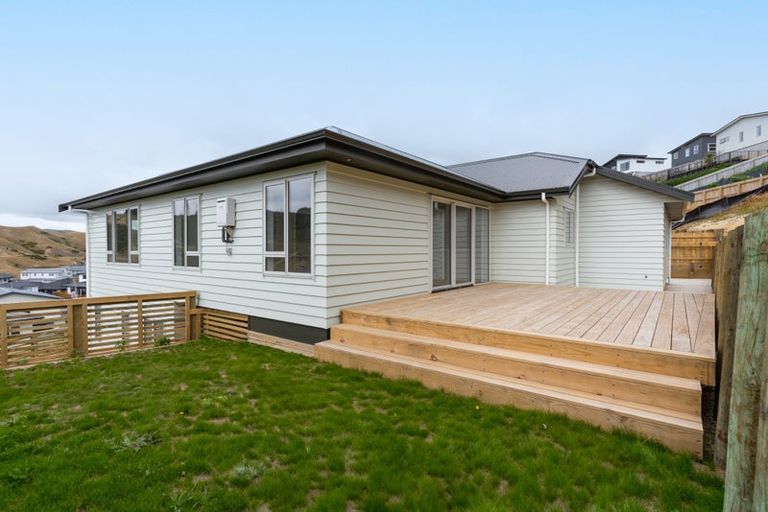 Photo of property in 7 Swinton Place, Churton Park, Wellington, 6037