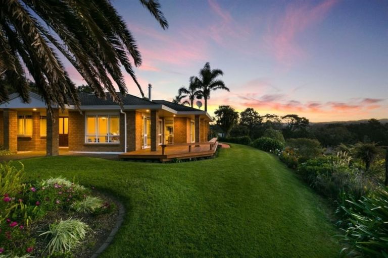 Photo of property in 133 Simpson Road, Ranui, Auckland, 0614