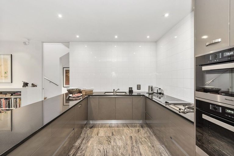 Photo of property in 1a Hamilton Parade, Hamilton Central, Hamilton, 3204