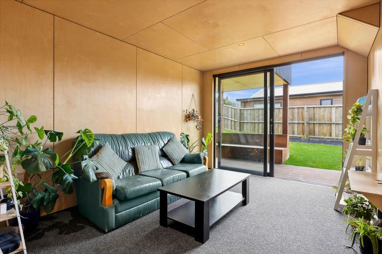 Photo of property in 41 Mount Linton Avenue, Wanaka, 9305