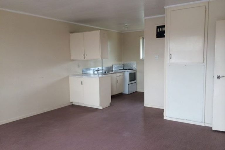 Photo of property in 7/90 Kenderdine Road, Papatoetoe, Auckland, 2025