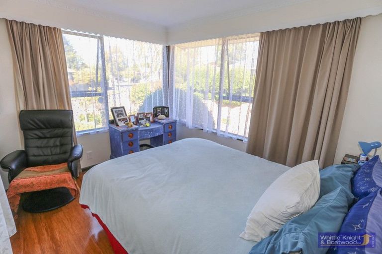 Photo of property in 58 Greendale Avenue, Avonhead, Christchurch, 8042