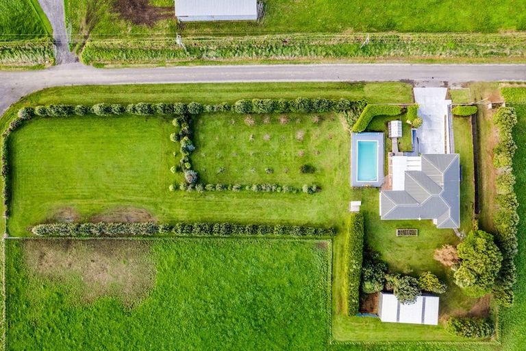 Photo of property in 255 Kaihihi Road, Okato, New Plymouth, 4381
