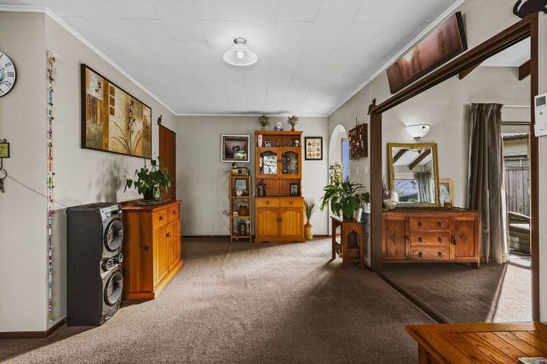 Photo of property in 8a Clarence Cox Crescent, Pirimai, Napier, 4112