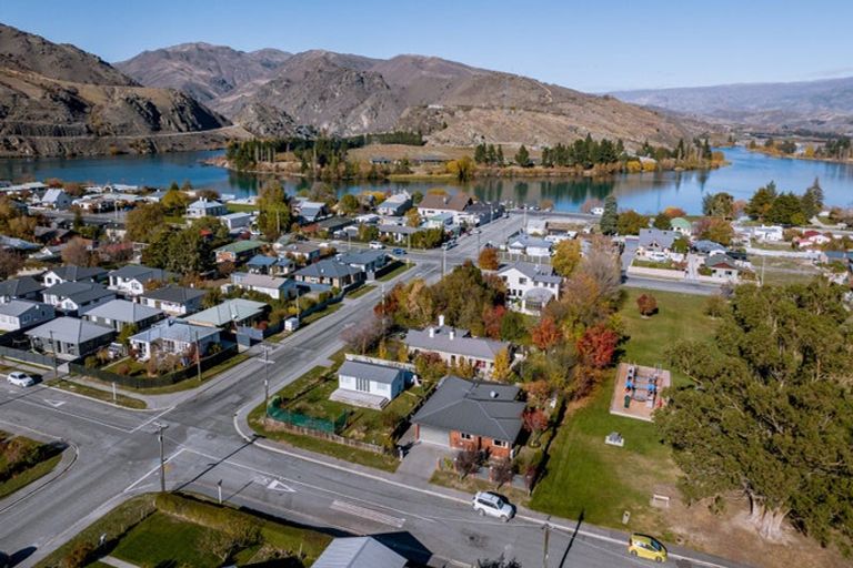 Photo of property in 42 Donegal Street, Cromwell, 9310