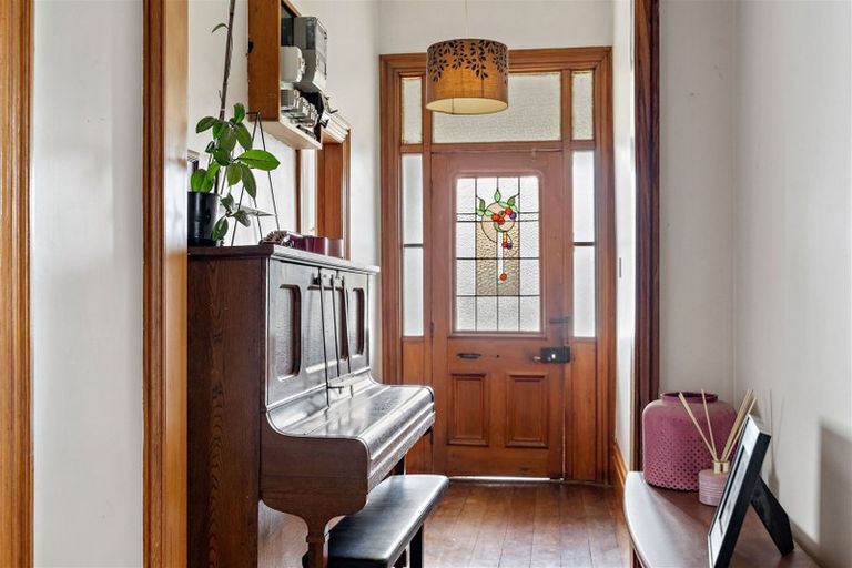 Photo of property in 75 Lincoln Road, Masterton, 5810