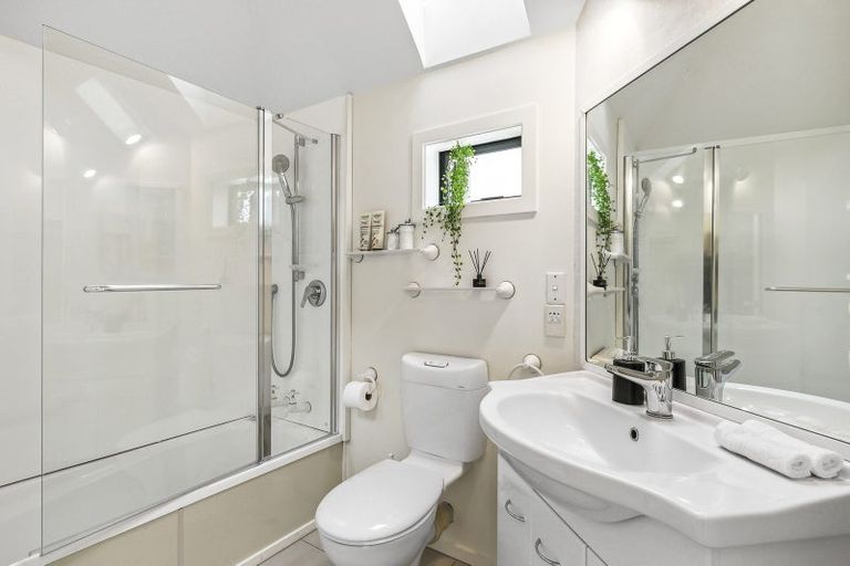 Photo of property in 67u3 Bolton Street, Kelburn, Wellington, 6012