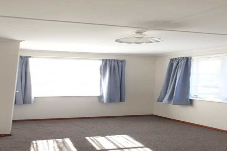 Photo of property in 1/50 Dyer Street, Epuni, Lower Hutt, 5011
