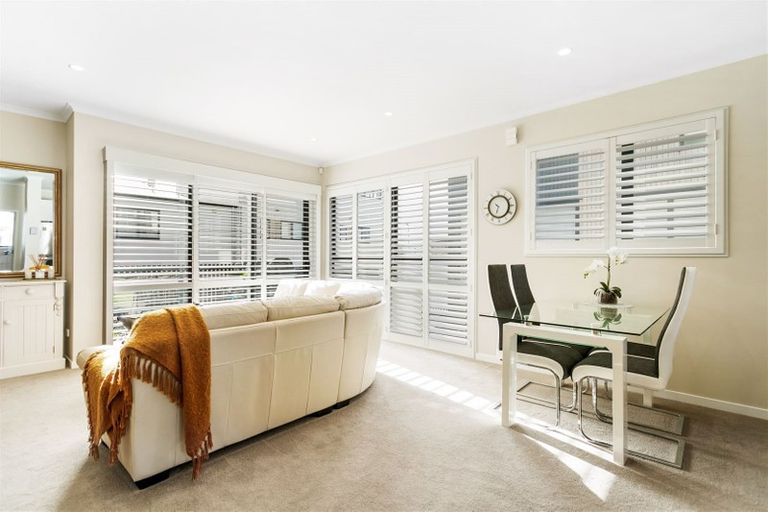 Photo of property in 12 Pheasant Lane, Hobsonville, Auckland, 0616