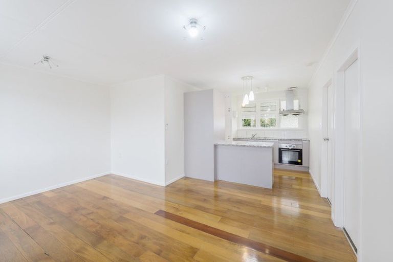 Photo of property in 3/34 Miro Street, New Lynn, Auckland, 0600