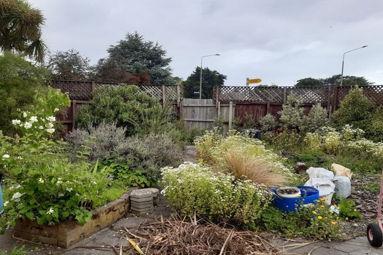 Photo of property in 726 Ferry Road, Woolston, Christchurch, 8023