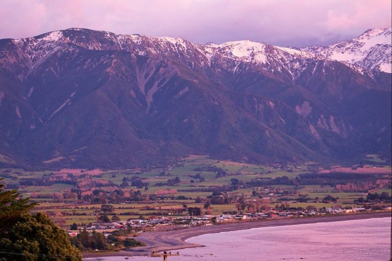 Photo of property in 282 Scarborough Street, Kaikoura, 7300