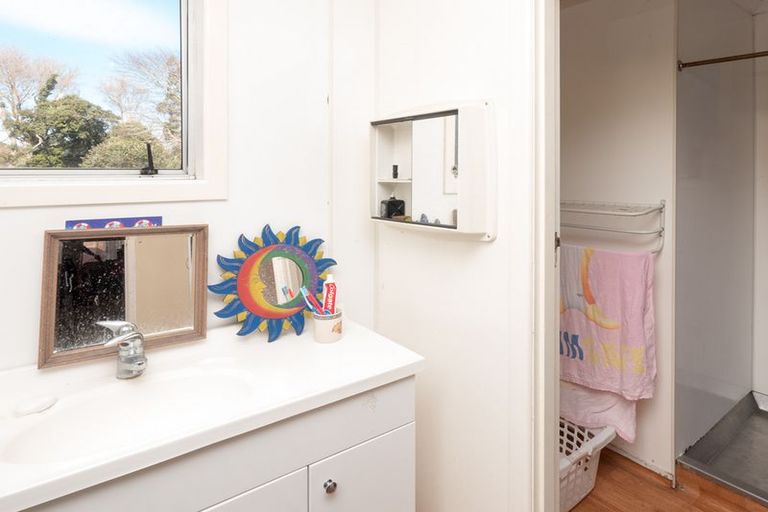 Photo of property in 79 Puriri Street, Hawera, 4610