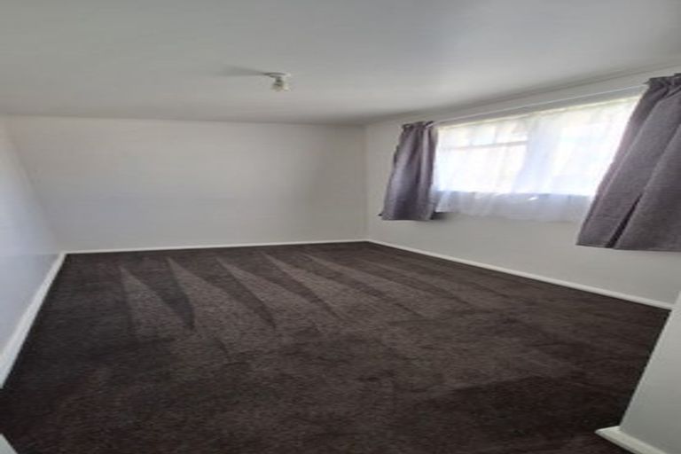 Photo of property in 34-40 Farnham Avenue, Highbury, Palmerston North, 4412