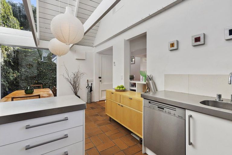 Photo of property in 44 Orangi Kaupapa Road, Northland, Wellington, 6012