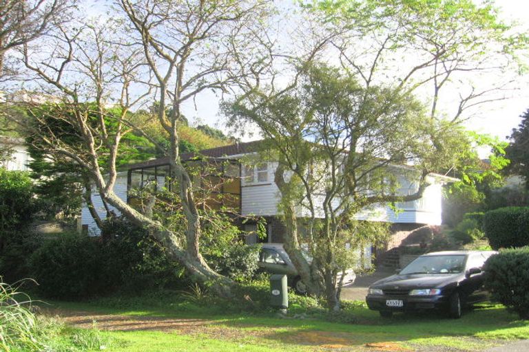 Photo of property in 337 Main Road, Tawa, Wellington, 5028