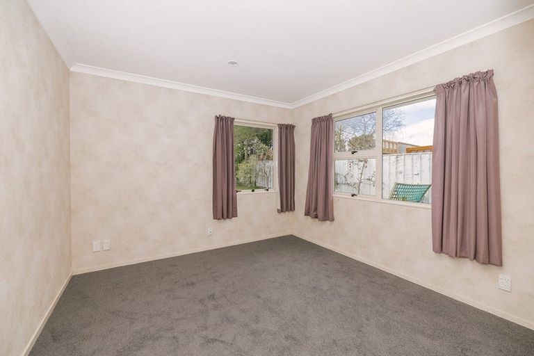 Photo of property in 39 Parnell Heights Drive, Kelvin Grove, Palmerston North, 4414