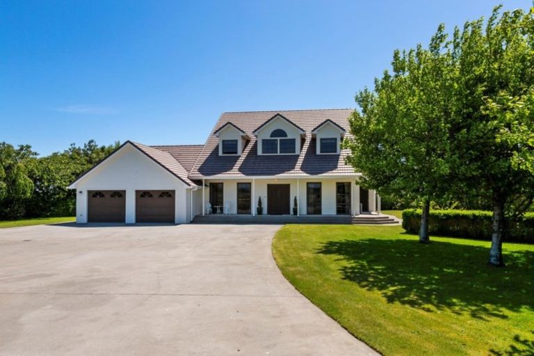 Photo of property in 335 Waihi Road, Hawera, 4673