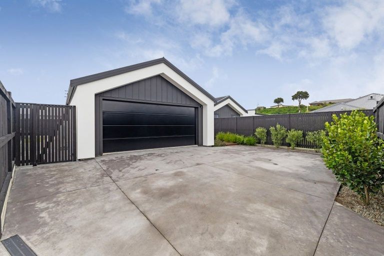 Photo of property in 7 Gratitude Way, Kelvin Grove, Palmerston North, 4414