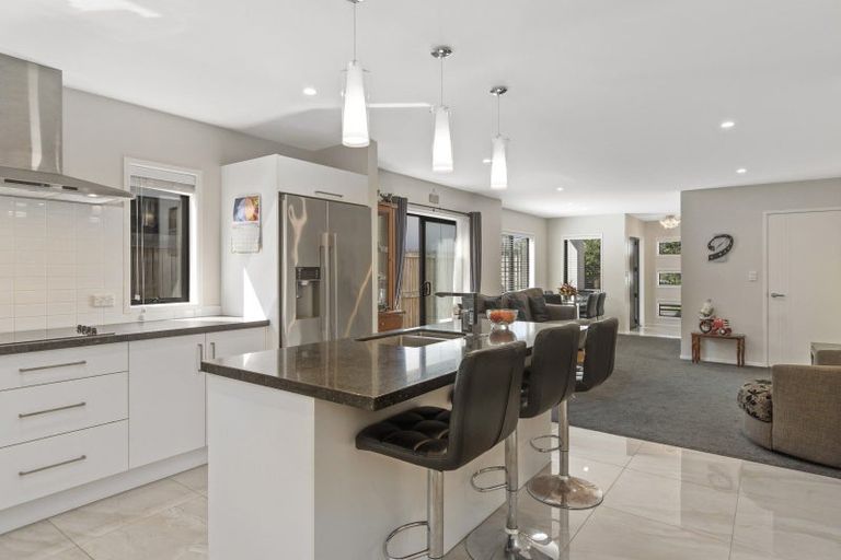 Photo of property in 8 Maria Tini Drive, Papamoa Beach, Papamoa, 3118