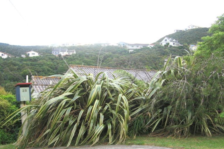 Photo of property in 25 Montgomery Avenue, Karori, Wellington, 6012