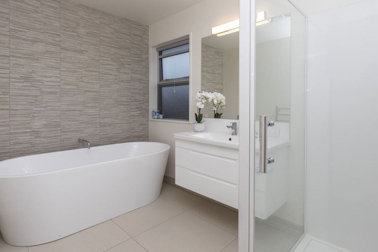 Photo of property in 94 Rannoch Drive, Broomfield, Christchurch, 8042