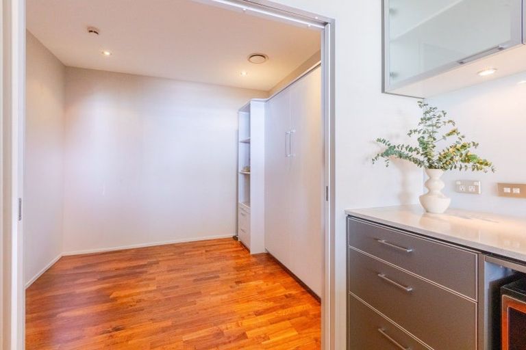 Photo of property in 510/7 Humber Street, Pandora, Napier, 4110