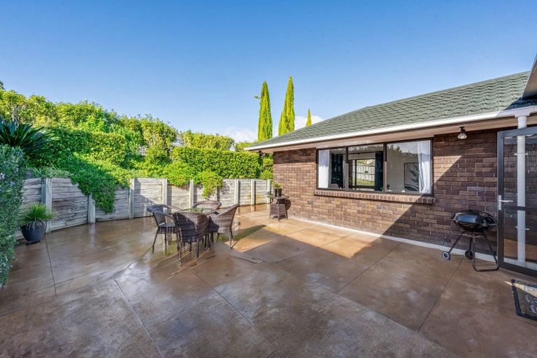 Photo of property in 71 Aberfeldy Avenue, Highland Park, Auckland, 2010