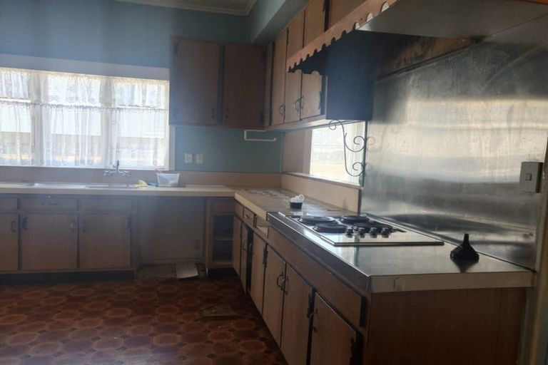 Photo of property in 129 Hall Avenue, Favona, Auckland, 2024