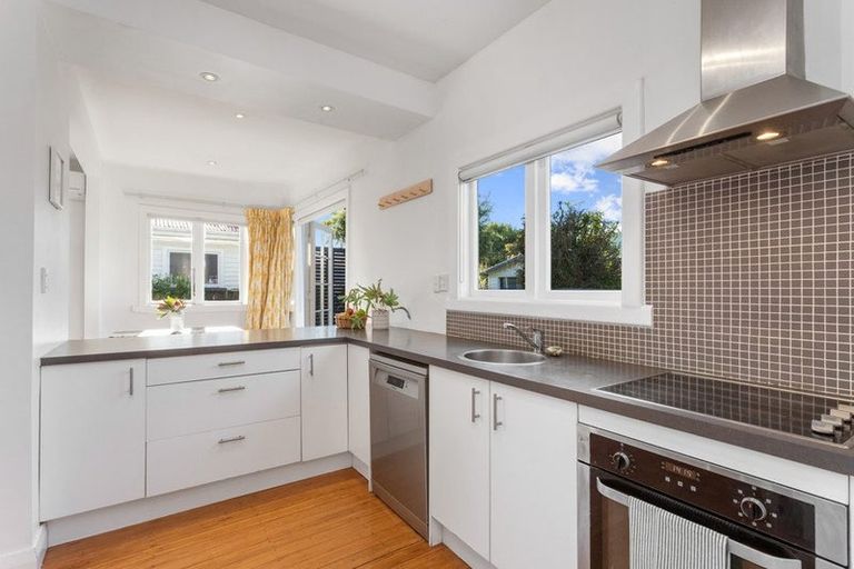 Photo of property in 136 Rutland Street, St Albans, Christchurch, 8052