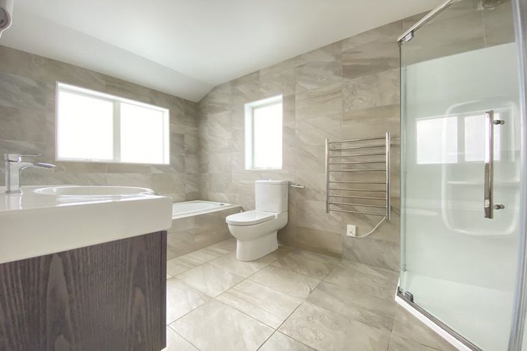 Photo of property in 113 Laurel Oak Drive, Schnapper Rock, Auckland, 0632