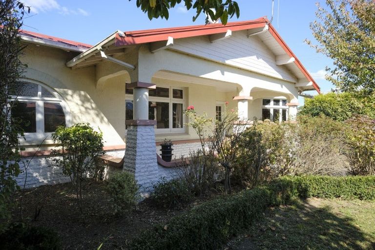 Photo of property in 2 Maine Street, Dannevirke, 4930