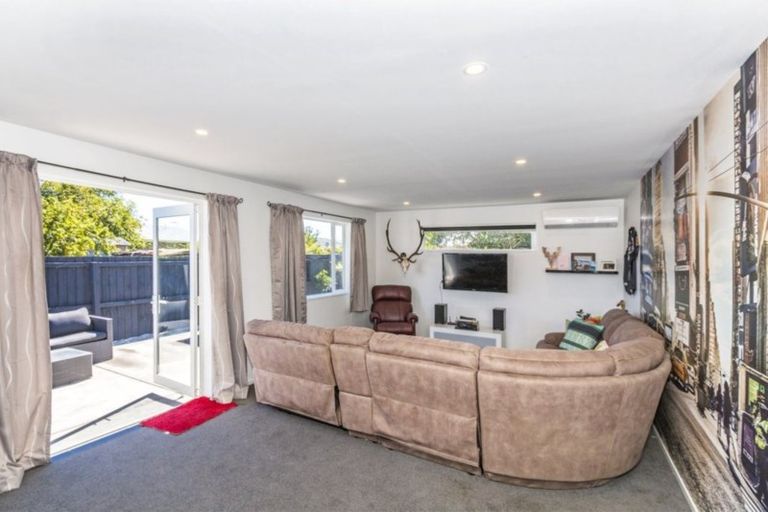 Photo of property in 43a Wyon Street, Linwood, Christchurch, 8062
