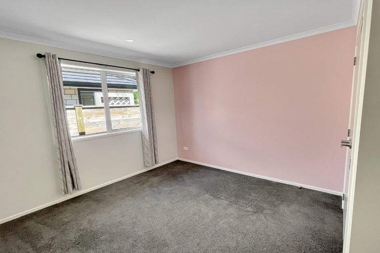 Photo of property in 44 Martingale Drive, Whitby, Porirua, 5024
