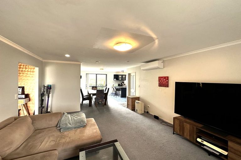 Photo of property in 5 Morewa Place, Takanini, 2112