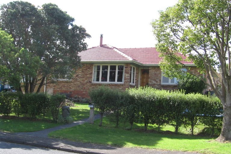 Photo of property in 63 Kervil Avenue, Te Atatu Peninsula, Auckland, 0610