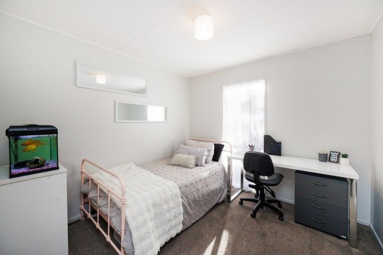 Photo of property in 5 Flygers Line, Milson, Palmerston North, 4414