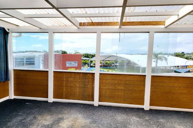 Photo of property in 779 East Coast Road, Northcross, Auckland, 0630