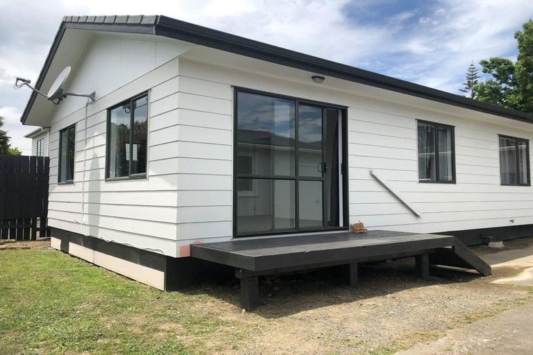 Photo of property in 471 Massey Road, Mangere East, Auckland, 2024