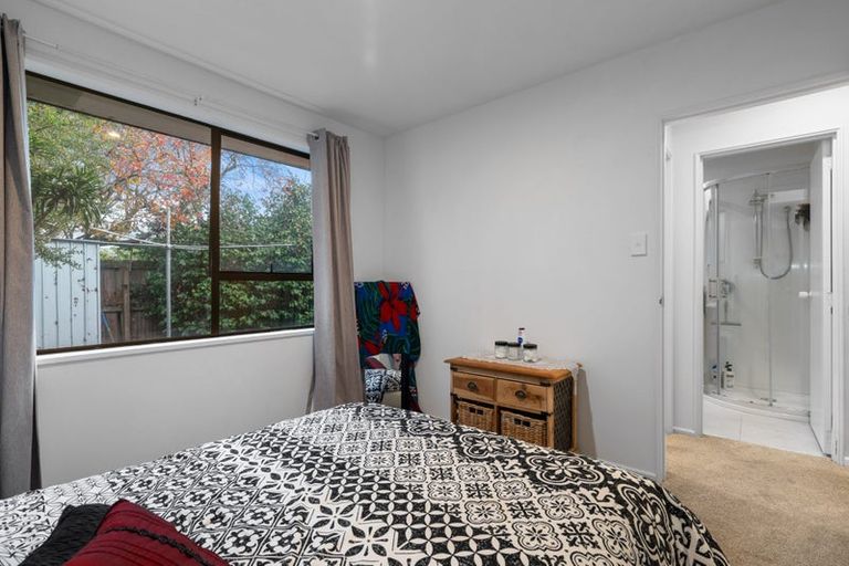 Photo of property in 1/49 Cowes Street, Avondale, Christchurch, 8061