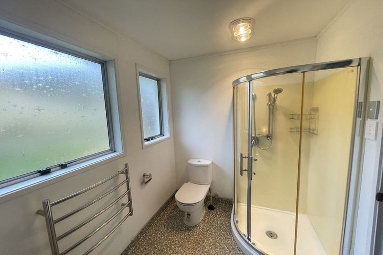 Photo of property in 4 Hewlett Road, Massey, Auckland, 0614