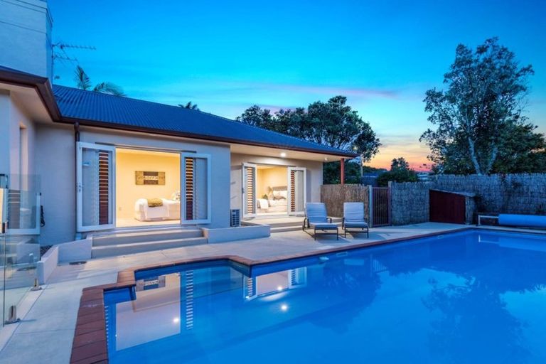 Photo of property in 10 Landing Drive, Albany, Auckland, 0632