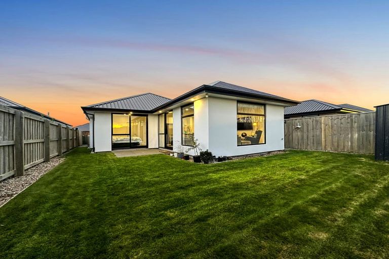 Photo of property in 33 Mills Road, Marshland, Christchurch, 8051