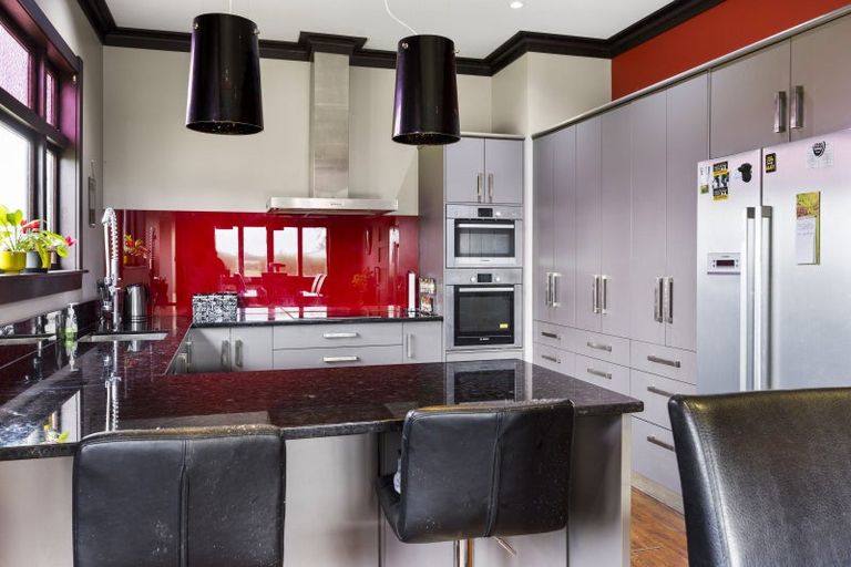 Photo of property in 4 Hastie Road, Cardiff, Stratford, 4391