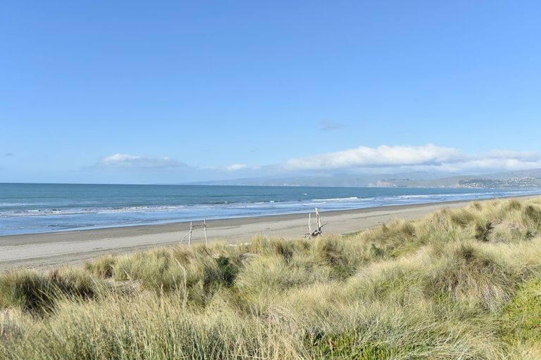 Photo of property in 2/272 Marine Parade, New Brighton, Christchurch, 8061