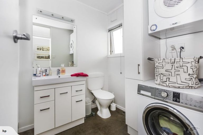 Photo of property in 4b/145 Ohiro Road, Brooklyn, Wellington, 6021