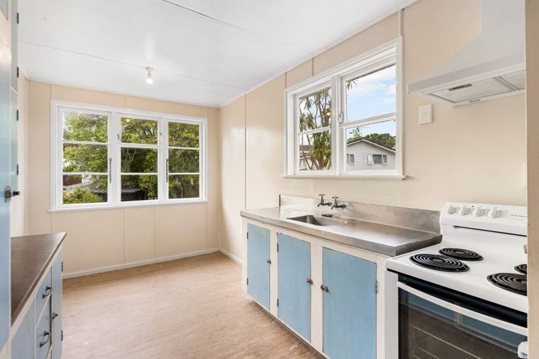 Photo of property in 5 Fifeshire Street, Belmont, Auckland, 0622